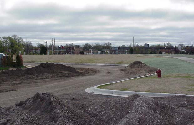 Heritage Landing - May 7 2002 - promenade access road