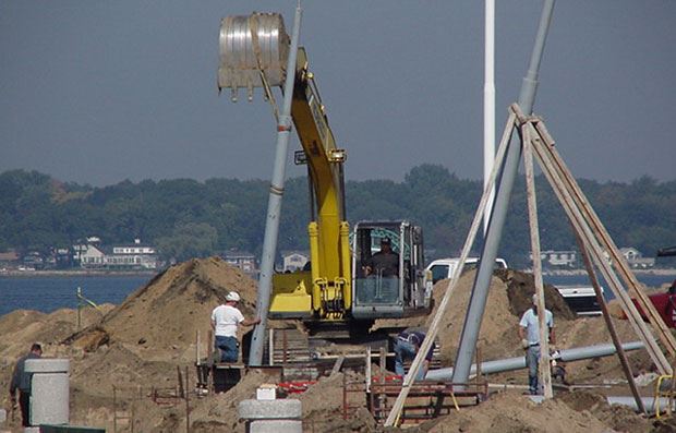 Heritage Landing - October 2 2001 - light poles