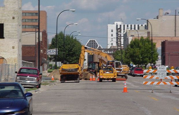 Amazon Building - August 29 2001 - road work