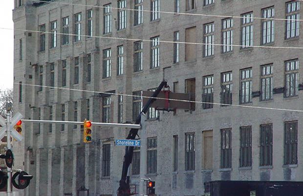 Amazon Building - February 22 2002 - bringing in drywall
