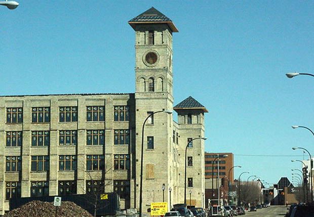 Amazon Building - February 22 2002 - view from west