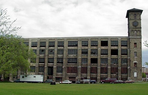 Amazon Building - May 6 2001 - tower with grass