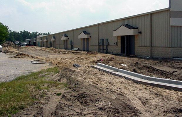 Apple Avenue Mall - June 28 2001 - back view