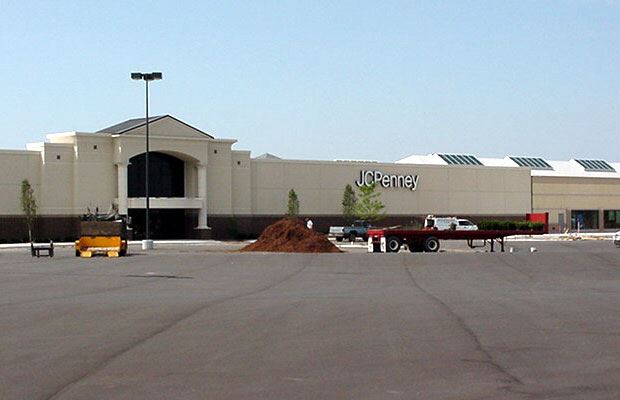 Lakes Mall - June 20 2001 - new J.C. Penny's store