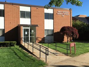 View of the entrance to the Public Defender Criminal Division building